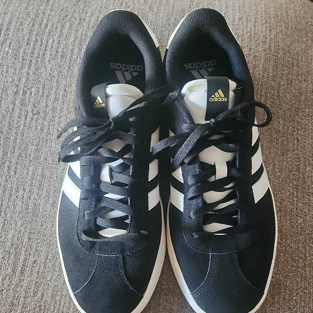 Adidas VL Court 3.0 Skateboard Black White Low Tops (11)